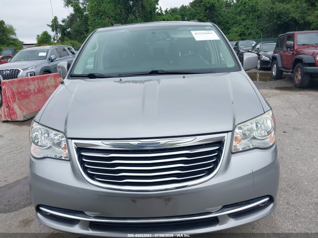 2016 Chrysler Town & Country Touring მანქანა იყიდება აუქციონზე, vin: 2C4RC1BGXGR173491, აუქციონის ნომერი: 45552063