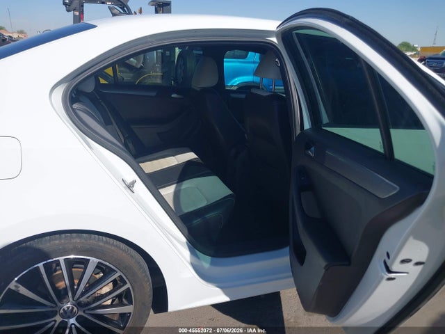 3VWD17AJ8GM342122 Volkswagen Jetta 1.8t Sport