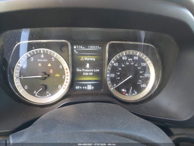 1N6AA1E60HN505052 Nissan TITAN SV