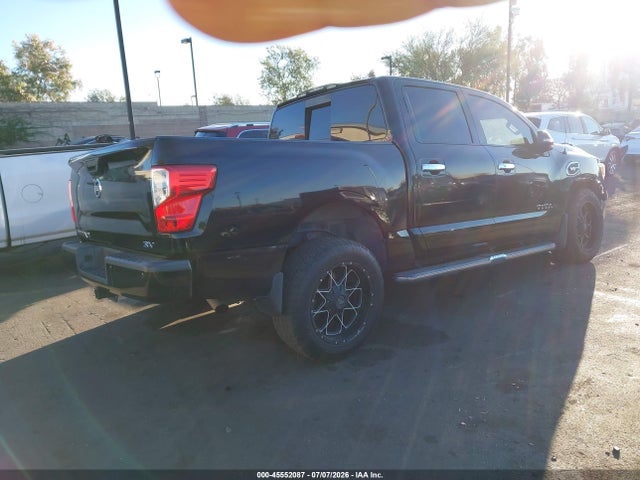 1N6AA1E60HN505052 Nissan TITAN SV
