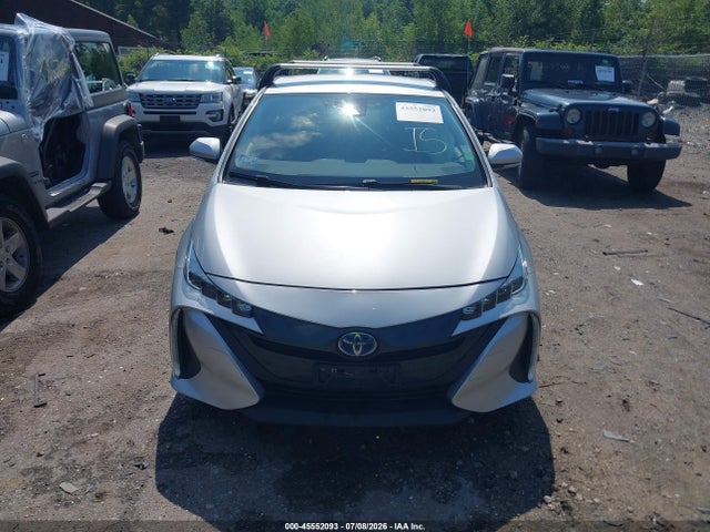 JTDKAMFP1M3183107 Toyota Prius Prime Xle