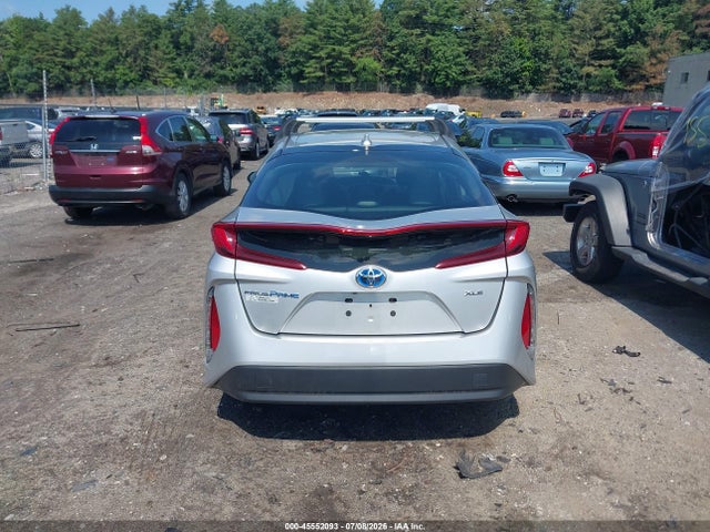 JTDKAMFP1M3183107 Toyota Prius Prime Xle