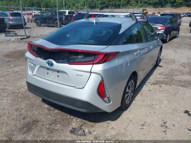 JTDKAMFP1M3183107 Toyota Prius Prime Xle