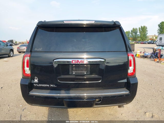 45552094 :رقم المزاد ، 1GKS2HKJ4HR202312 vin ، 2017 Gmc Yukon Xl Denali مزاد بيع