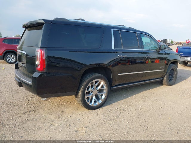 45552094 :رقم المزاد ، 1GKS2HKJ4HR202312 vin ، 2017 Gmc Yukon Xl Denali مزاد بيع