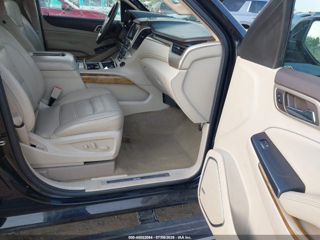 45552094 :رقم المزاد ، 1GKS2HKJ4HR202312 vin ، 2017 Gmc Yukon Xl Denali مزاد بيع