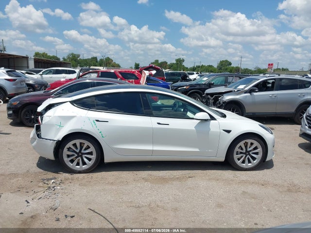 Tesla Model 3 Long Range Dual Motor All-wheel Drive 2022 5YJ3E1EB4NF269044 Image 12