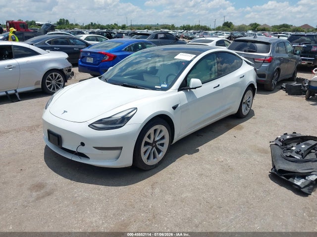 Tesla Model 3 Long Range Dual Motor All-wheel Drive 2022 5YJ3E1EB4NF269044 Image 2