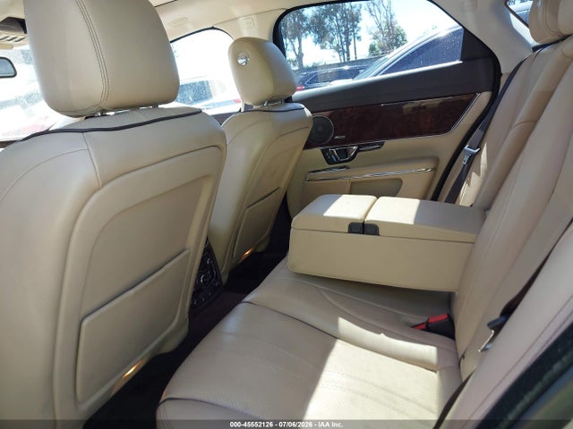 SAJWA1C73G8V93811 Jaguar Xj R-sport