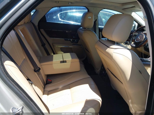 SAJWA1C73G8V93811 Jaguar Xj R-sport