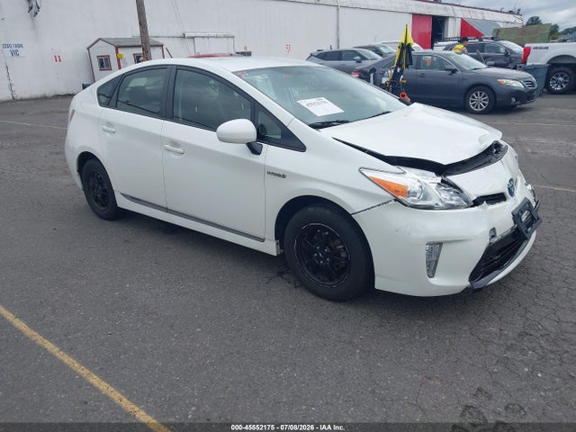 Продажа на аукционе авто 2015 Toyota Prius Three, vin: JTDKN3DU9F1878571, номер лота: 45552175