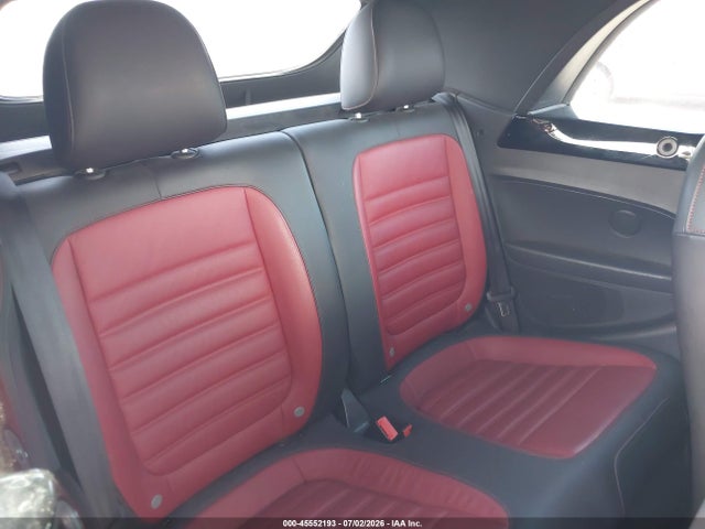 3VW7T7AT7FM815600 Volkswagen Beetle 2.0t R-line