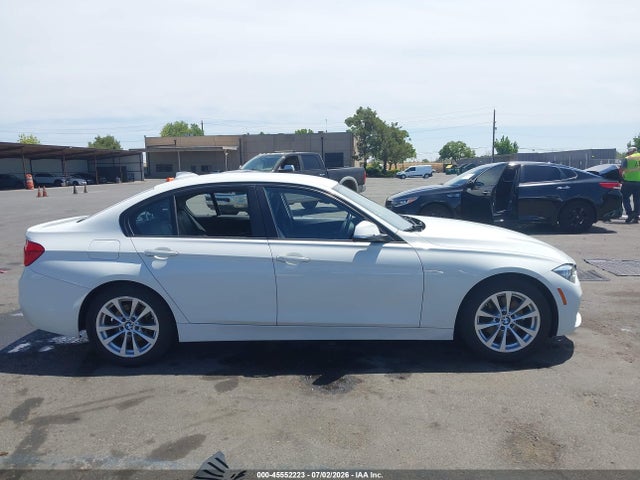 45552223 :رقم المزاد ، WBA8E1G54GNT37213 vin ، 2016 Bmw 320i مزاد بيع