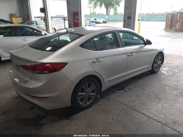 Продаж на аукціоні авто 2018 Hyundai Elantra Sel, vin: 5NPD84LF0JH369267, номер лоту: 45552248