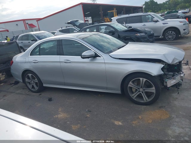 Продаж на аукціоні авто 2017 Mercedes-benz E 300 4matic, vin: WDDZF4KB2HA172683, номер лоту: 45552288