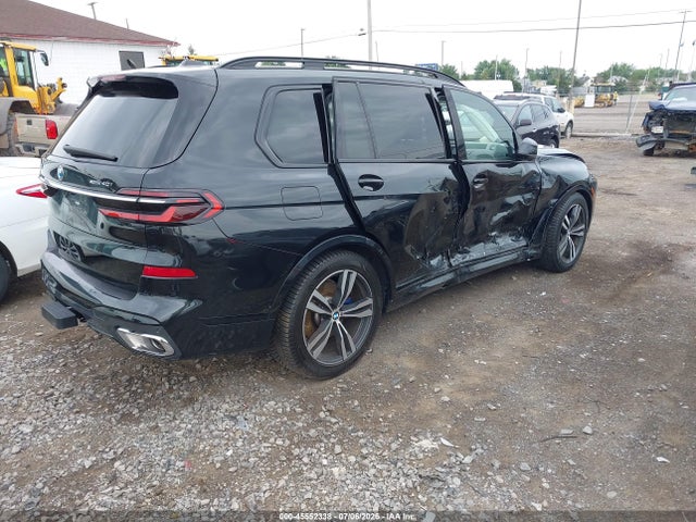 45552338 :رقم المزاد ، 5UX23EM00P9R22070 vin ، 2023 Bmw X7 Xdrive40i مزاد بيع