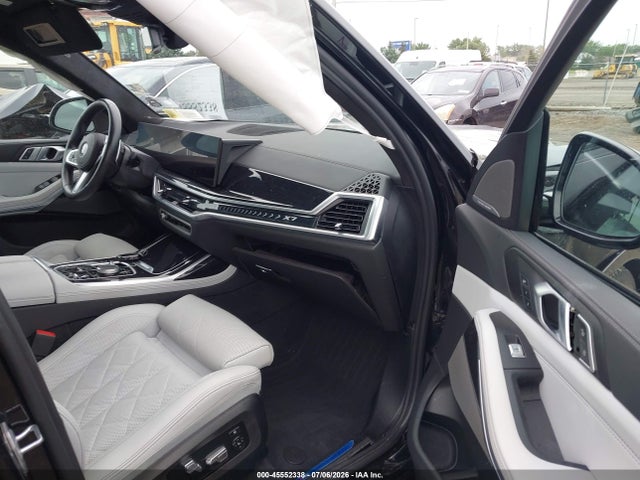 45552338 :رقم المزاد ، 5UX23EM00P9R22070 vin ، 2023 Bmw X7 Xdrive40i مزاد بيع