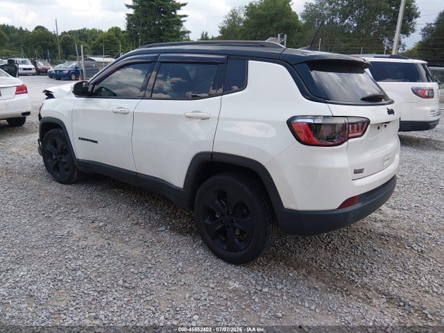 3C4NJCBB9MT570879 Jeep Compass Altitude Fwd
