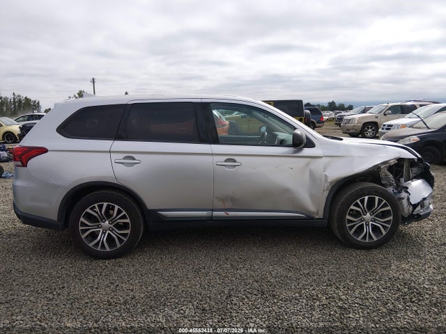 Mitsubishi Outlander Es 2018 JA4AD2A30JZ004571 Image 13