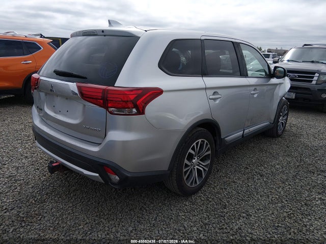 Mitsubishi Outlander Es 2018 JA4AD2A30JZ004571 Image 4