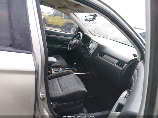 Mitsubishi Outlander Es 2018 JA4AD2A30JZ004571 Image 5