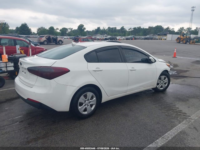 KIA FORTE LX 2016 KNAFK4A64G5496171 Image 4