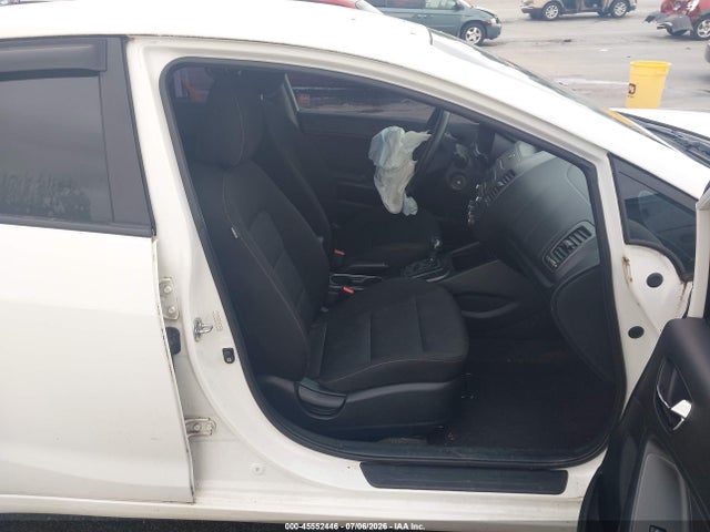 KIA FORTE LX 2016 KNAFK4A64G5496171 Image 5