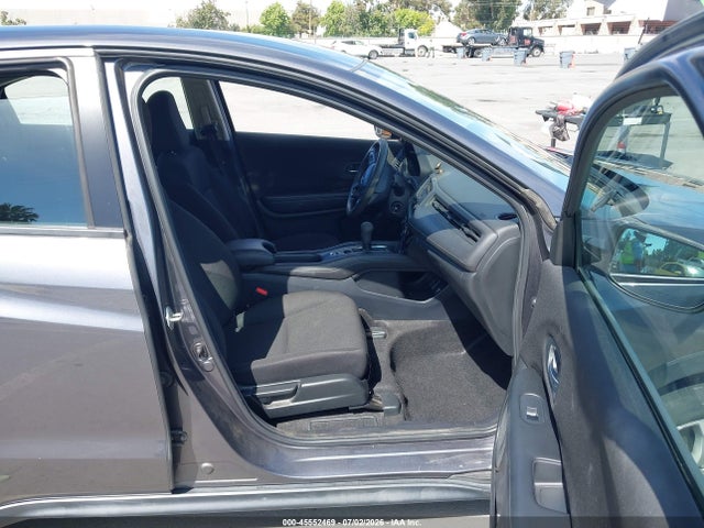 Honda HR-V LX 2017 3CZRU6H3XHG706262 Image 5
