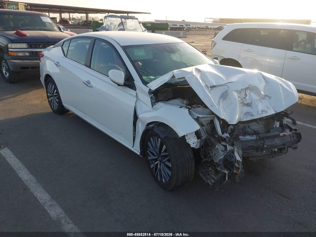 Nissan Altima Sv Fwd 2023 1N4BL4DV2PN388753 main image