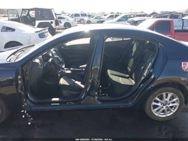3MZBM1U76GM305713 Mazda Mazda3 I Sport