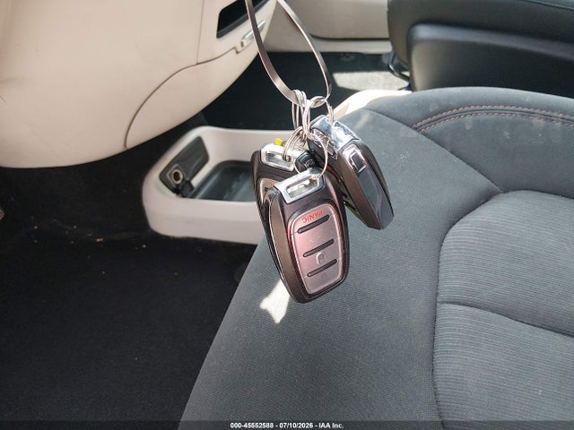 Продаж на аукціоні авто 2017 Chrysler Pacifica Lx, vin: 2C4RC1CG9HR608761, номер лоту: 45552588