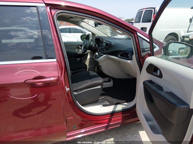 Продаж на аукціоні авто 2017 Chrysler Pacifica Lx, vin: 2C4RC1CG9HR608761, номер лоту: 45552588