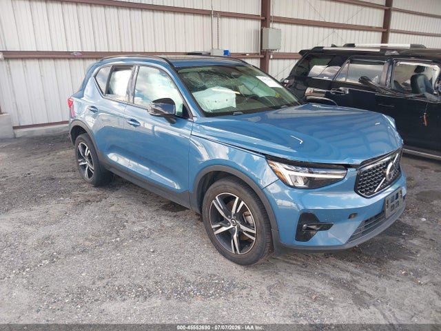 Продажа на аукционе авто 2023 Volvo Xc40 B5 Plus Dark Theme, vin: YV4L12UW8P2967018, номер лота: 45552690