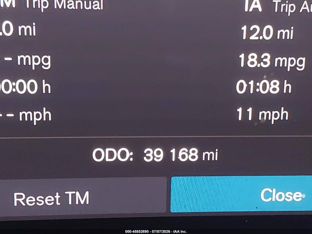 45552690 :رقم المزاد ، YV4L12UW8P2967018 vin ، 2023 Volvo Xc40 B5 Plus Dark Theme مزاد بيع