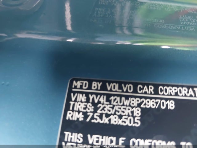 45552690 :رقم المزاد ، YV4L12UW8P2967018 vin ، 2023 Volvo Xc40 B5 Plus Dark Theme مزاد بيع