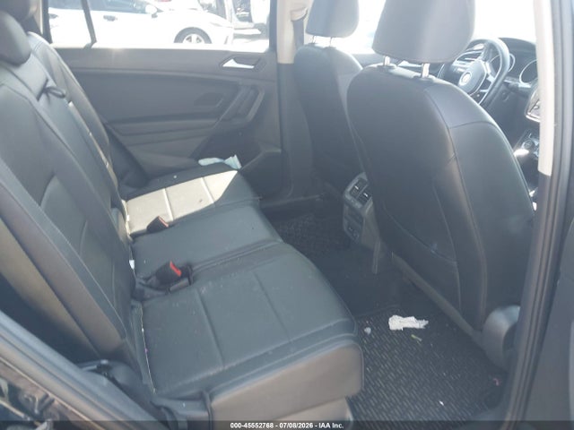 Продаж на аукціоні авто 2019 Volkswagen Tiguan 2.0t Se/2.0t Sel/2.0t Sel R-line/2.0t Sel R-line Black, vin: 3VV2B7AX5KM134169, номер лоту: 45552768