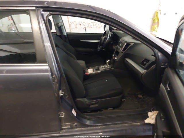 45552789 :رقم المزاد ، 4S3BMBA63E3008790 vin ، 2014 Subaru Legacy 2.5i مزاد بيع