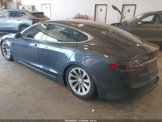 Tesla Model S 60d/70d/75d/85d/90d 2016 5YJSA1E29GF134586 Image 3