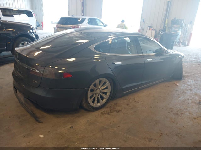 Tesla Model S 60d/70d/75d/85d/90d 2016 5YJSA1E29GF134586 Image 4