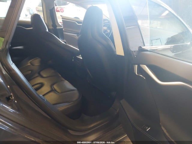 Tesla Model S 60d/70d/75d/85d/90d 2016 5YJSA1E29GF134586 Image 8