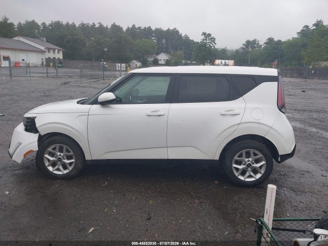 45552830 :رقم المزاد ، KNDJ23AU8P7868640 vin ، 2023 Kia Soul Lx مزاد بيع