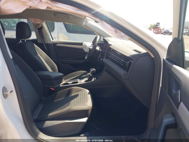 Продажа на аукционе авто 2025 Volkswagen Jetta 1.5t S, vin: 3VW5X7BU0SM040313, номер лота: 45552874