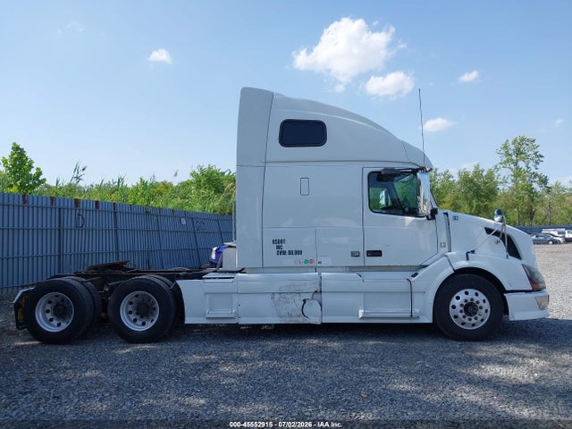 Auction sale of the 2009 Volvo Vn Vnl, vin: 4V4NC9EJ69N498809, lot number: 45552915
