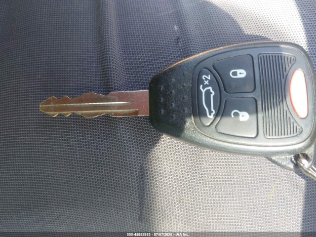Продажа на аукционе авто 2004 Chrysler Pacifica, vin: 2C8GF68444R331410, номер лота: 45552952