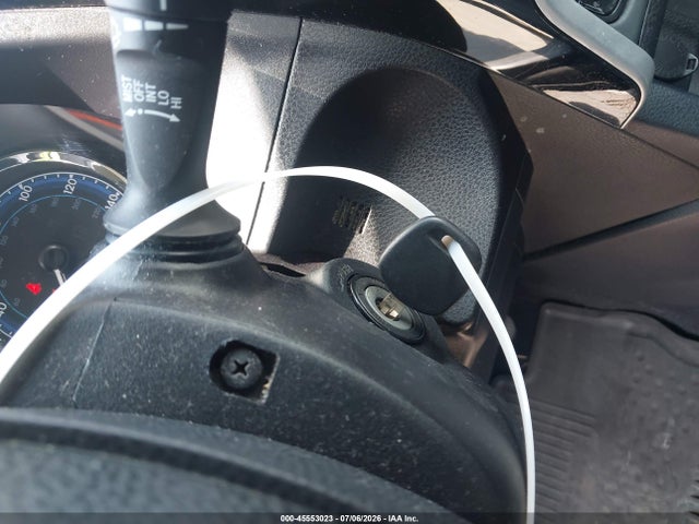45553023 :رقم المزاد ، 2T1BURHEXJC993015 vin ، 2018 Toyota Corolla Le مزاد بيع
