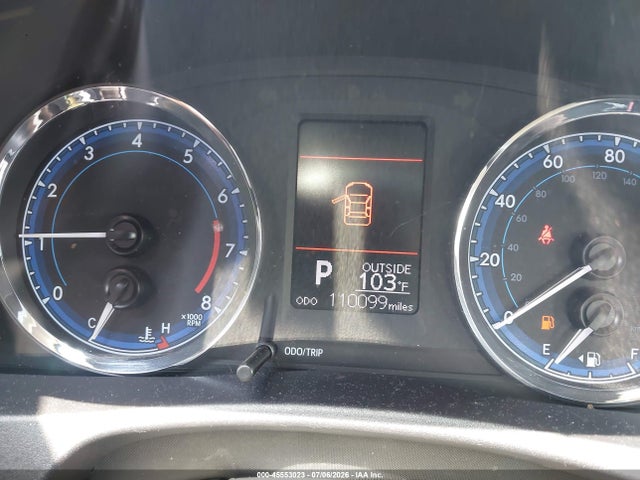 45553023 :رقم المزاد ، 2T1BURHEXJC993015 vin ، 2018 Toyota Corolla Le مزاد بيع