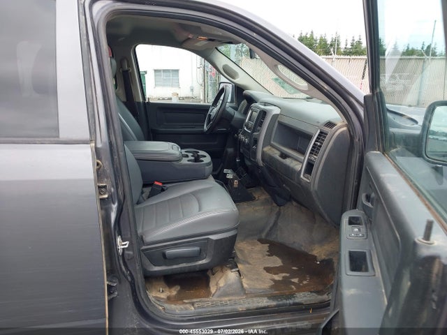 45553029 :رقم المزاد ، 1C6RR7KG7HS822334 vin ، 2017 Ram 1500 Tradesman  4x4 5'7 Box مزاد بيع