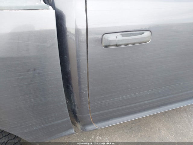 45553029 :رقم المزاد ، 1C6RR7KG7HS822334 vin ، 2017 Ram 1500 Tradesman  4x4 5'7 Box مزاد بيع