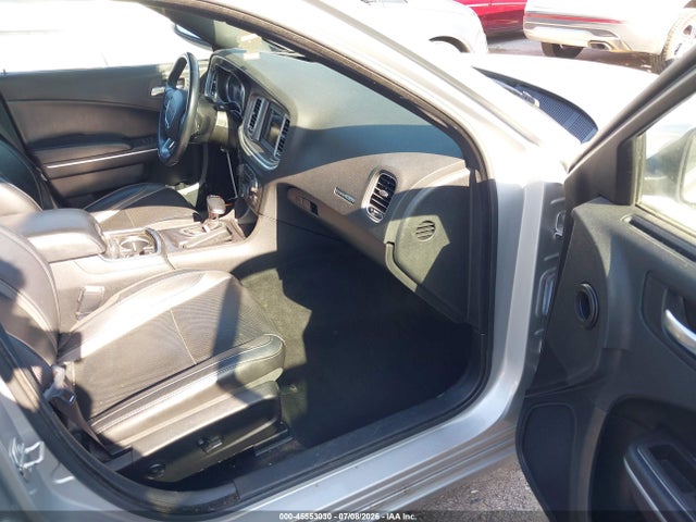 45553030 :رقم المزاد ، 2C3CDXBG8MH628205 vin ، 2021 Dodge Charger Sxt Rwd مزاد بيع
