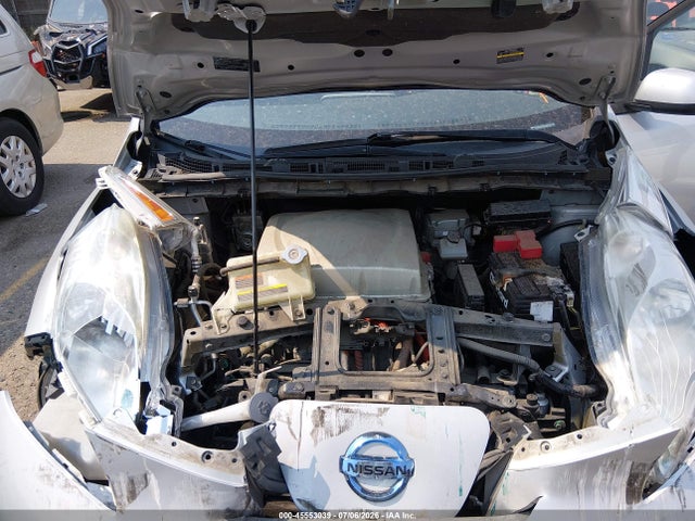 1N4AZ0CP2GC307395 Nissan LEAF S